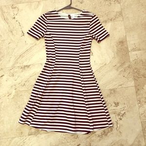 White & Navy Short Sleeve Dress